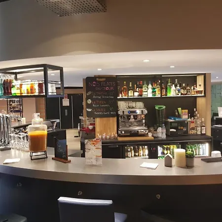 Hotel Campanile Marne-la-vallee - Torcy