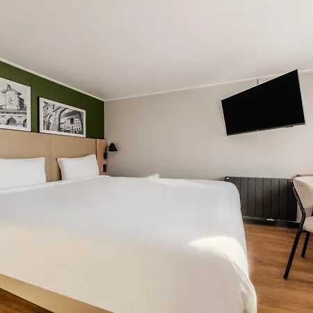 Hotel Campanile Marne-la-vallee - Torcy 3*
